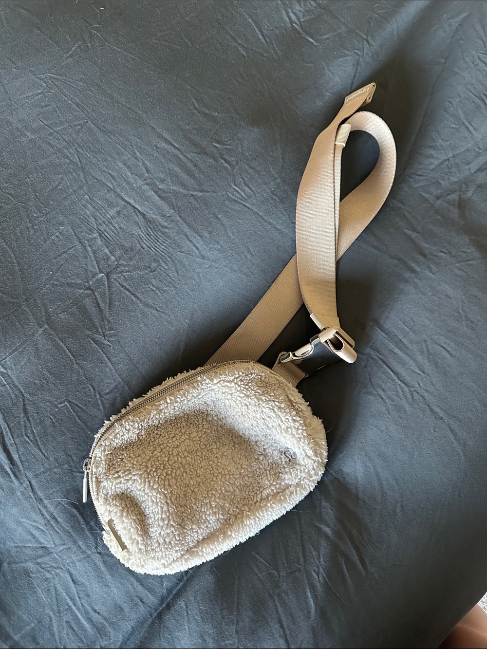 Lululemon Fanny pack - Picture 2 of 3